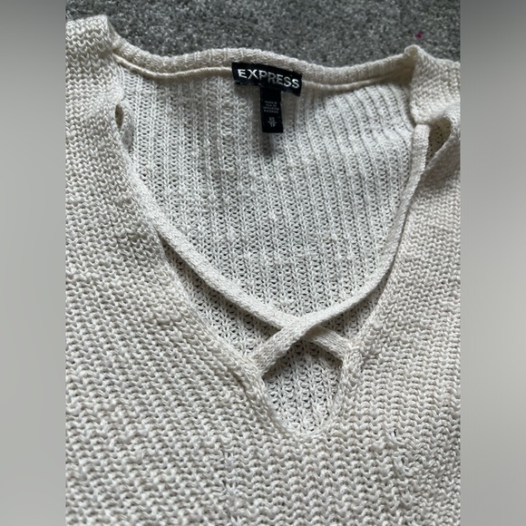 Express Crop Sweater - Picture 2 of 3